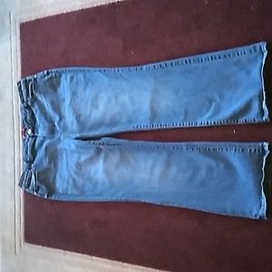 Ladies size 20W Jennifer Lopez jeans
